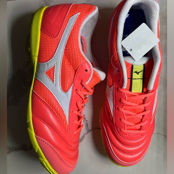 MIZUNO SOCCER SHOES Turf ⚽️ 👟 
fit normal, good fabrics, Japanese technology - Picture 1 of 6
